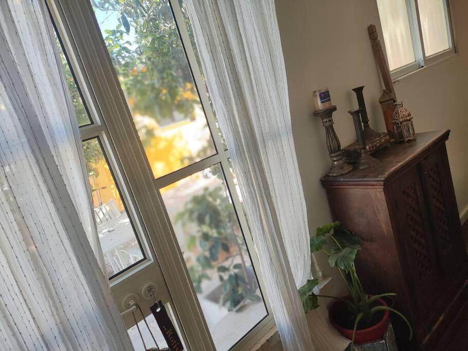 פלא - Quiet Place 3 Km From Caesarea Ferienhaus Or Akiva